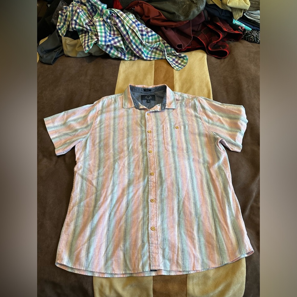 Men’s Even Tide XL pastel rainbow vertical striped short sleeve shirt